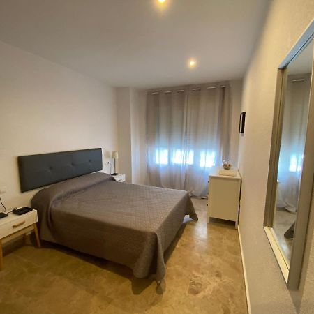 Apartamento Tia Maria Cadiz Luaran gambar