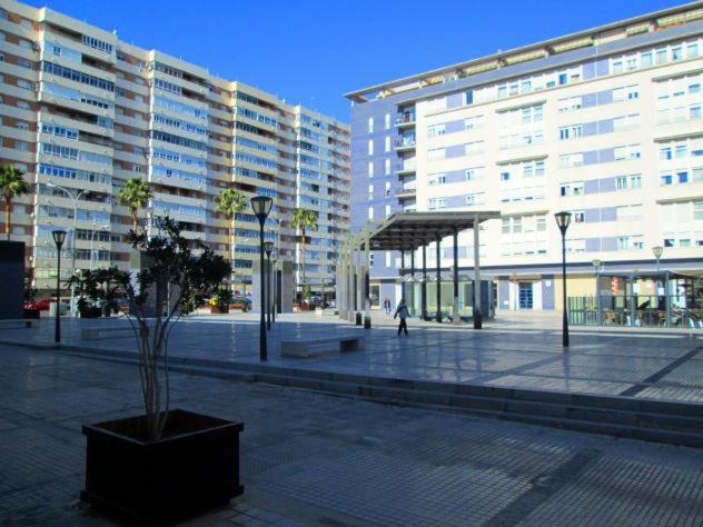 Apartamento Tia Maria Cadiz Luaran gambar